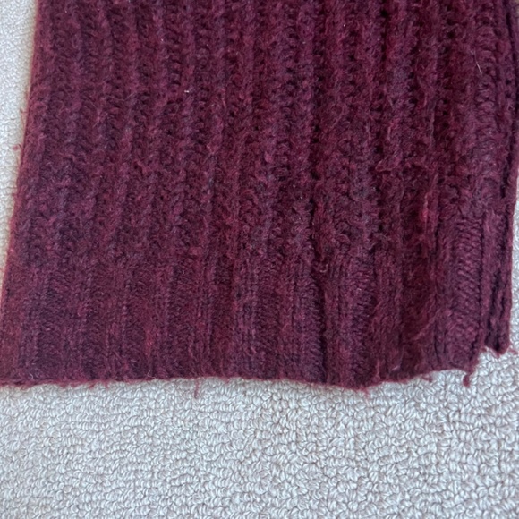 american eagle sweater - Picture 2 of 3